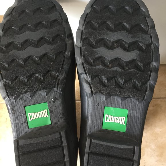 Boots - Picture 3 of 4